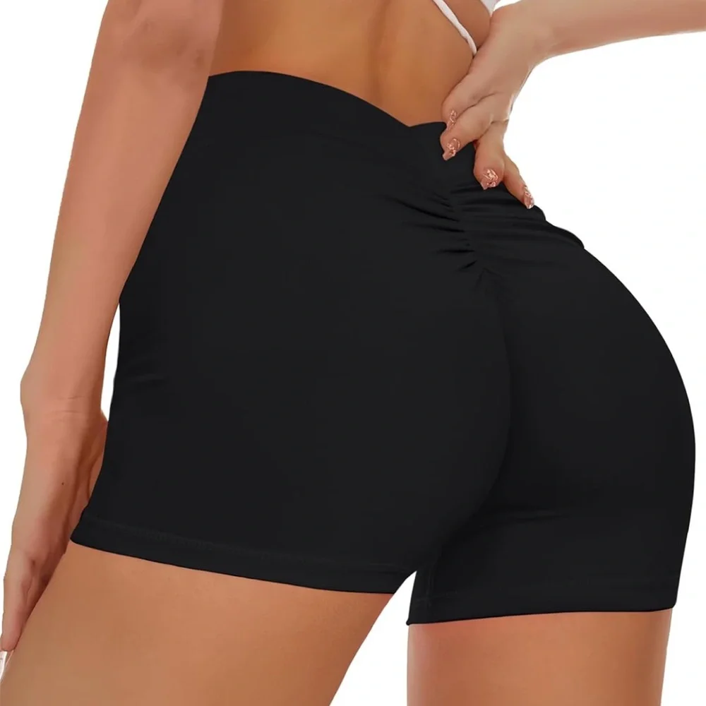 Workout shorts with scrunch - Picture 2 of 6